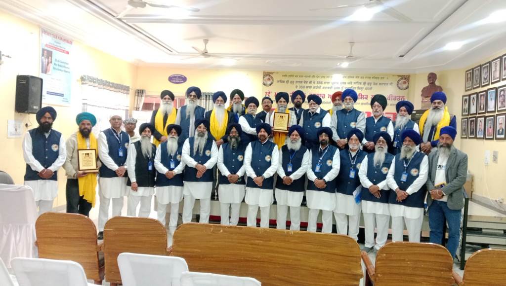 ਮਹਾਨ ਕੀਰਤਨ ਦਰਬਾਰ ਅਤੇ 350 ਸਾਲਾ ਸ਼ਹੀਦੀ ਸ਼ਤਾਬਦੀ ਸਮਾਗਮਾਂ ਦੀ ਸਫਲਤਾਪੂਰਵਕ ਸੰਪੂਰਨਤਾ ਤੇ ਕਰਵਾਇਆ ਗਿਆ ਸਨਮਾਨ ਸਮਾਰੋਹ